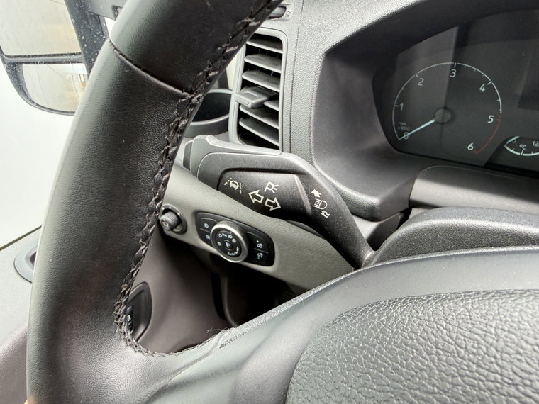 Vehicle Image 24