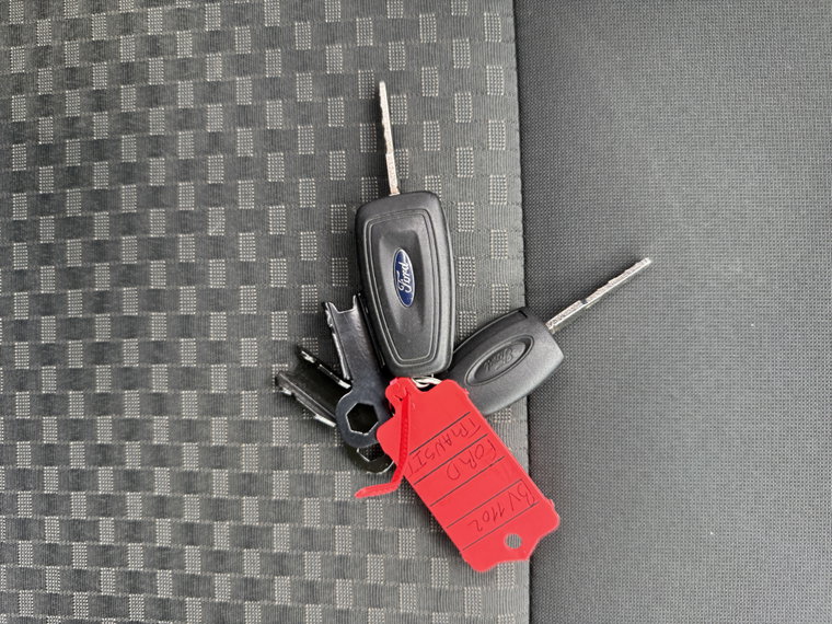 Vehicle Image 28