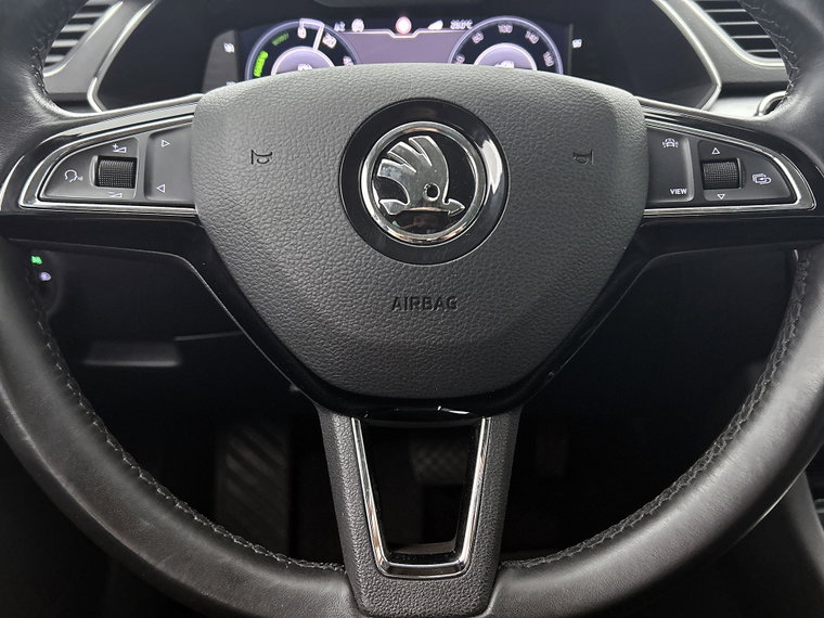 Vehicle Image 17