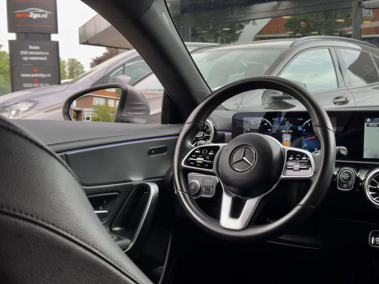 Vehicle Image 33