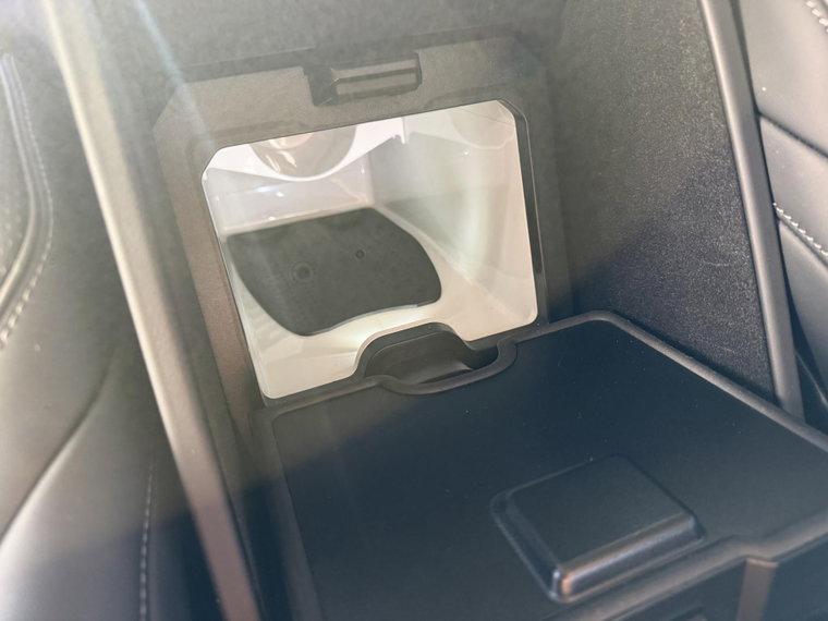Vehicle Image 36