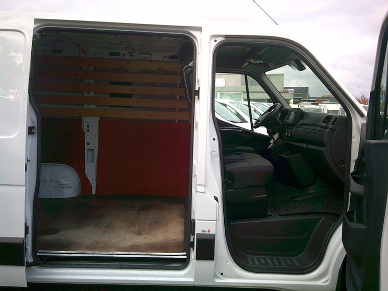 Vehicle Image 17