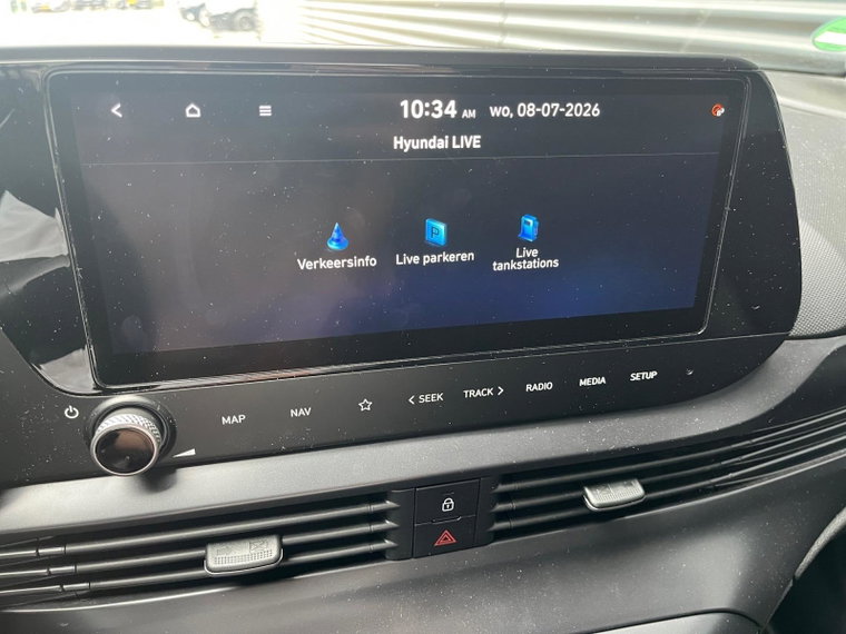 Vehicle Image 32