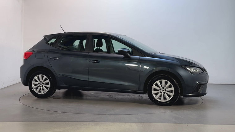 Vehicle Image 12