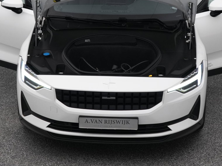 Vehicle Image 32