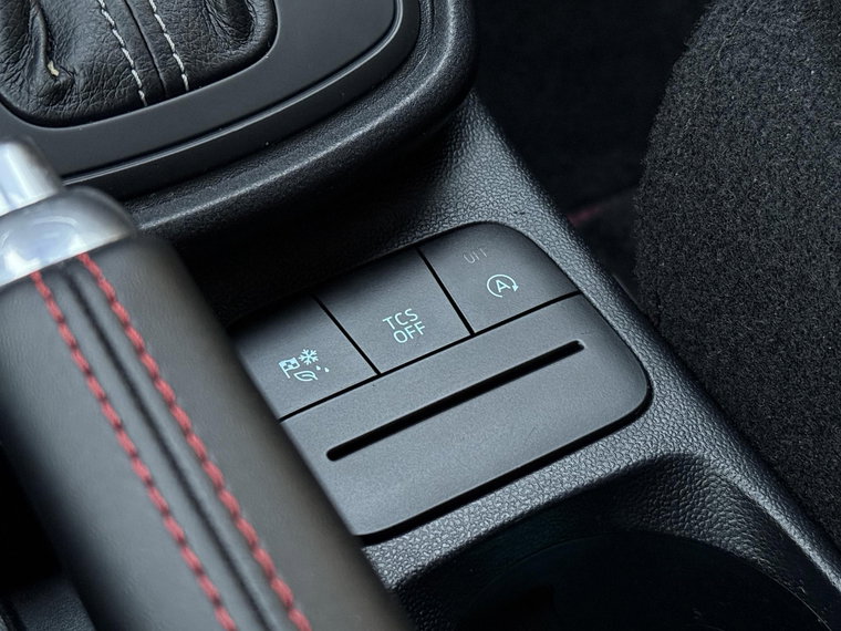 Vehicle Image 24