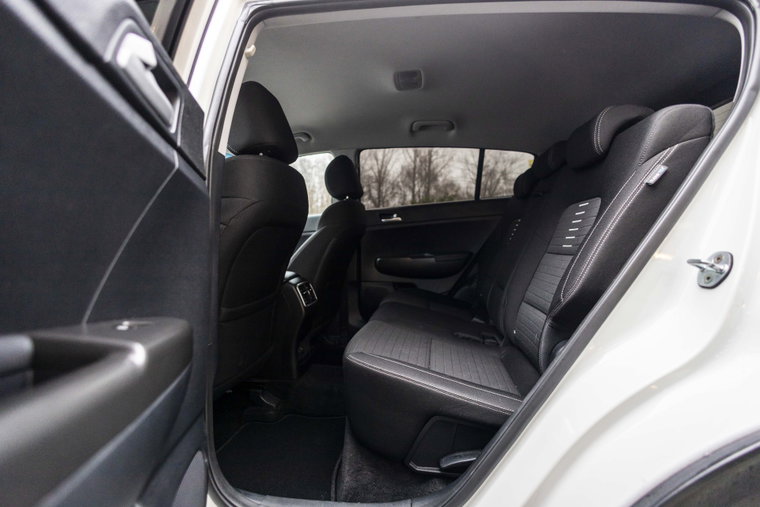 Vehicle Image 14