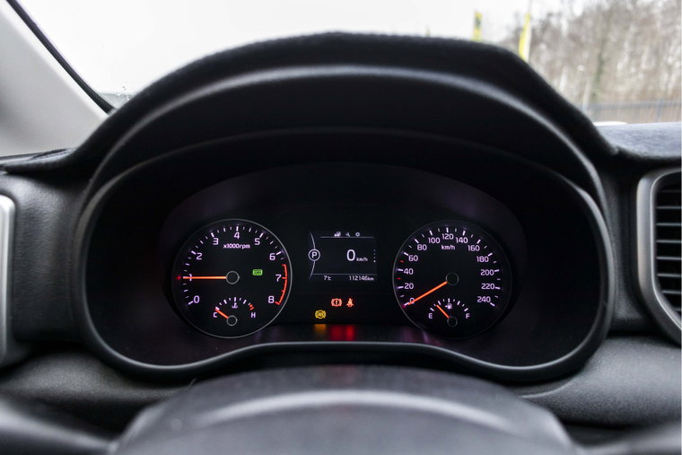 Vehicle Image 25