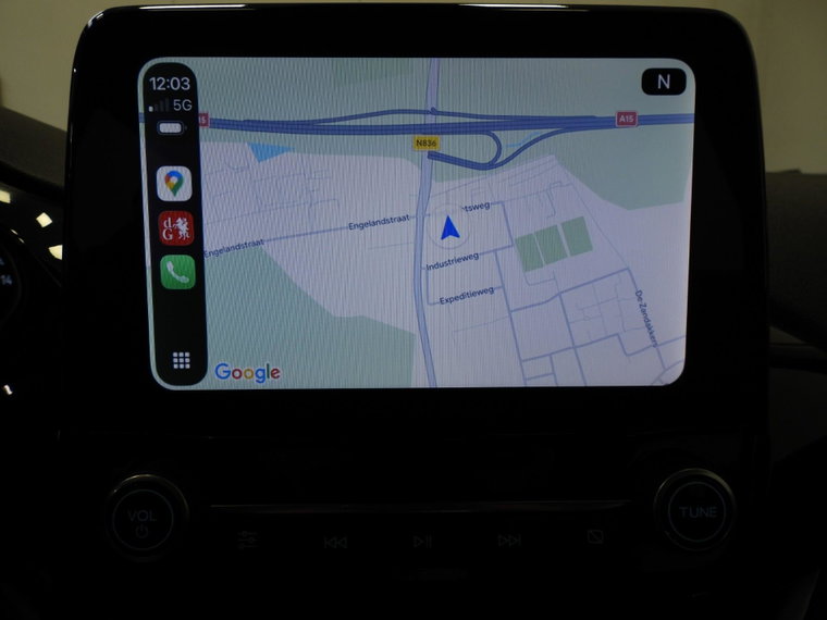 Vehicle Image 7