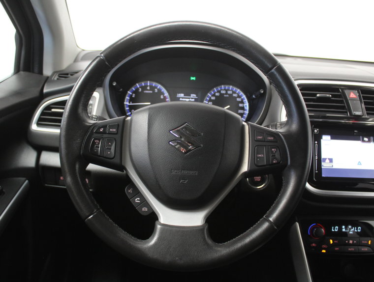 Vehicle Image 18