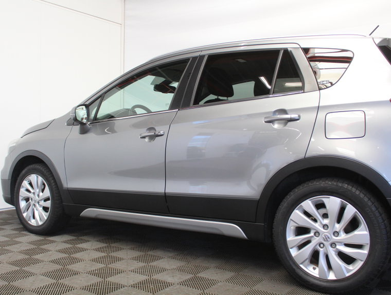 Vehicle Image 19