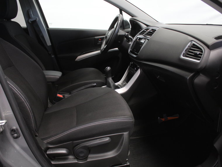 Vehicle Image 31