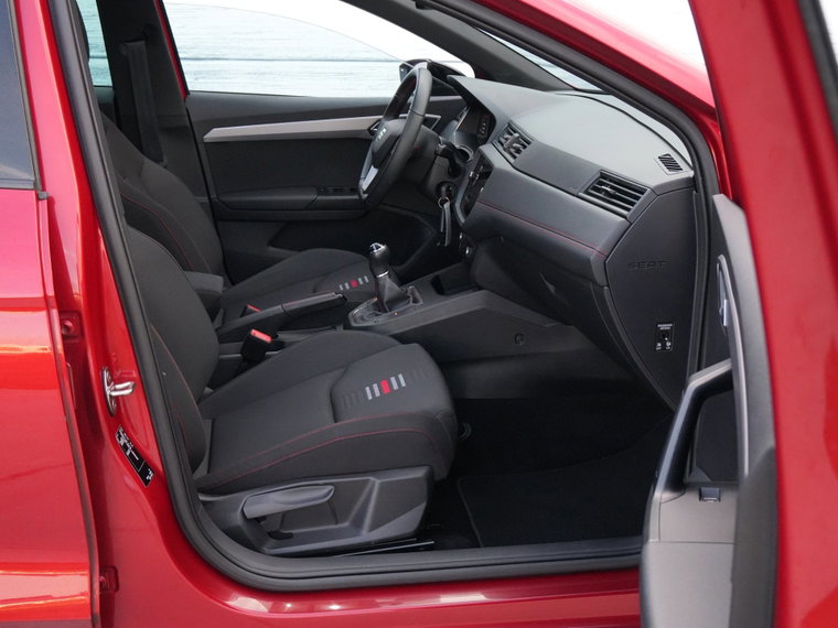Vehicle Image 19