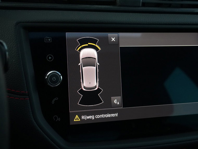 Vehicle Image 52