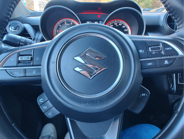 Vehicle Image 13