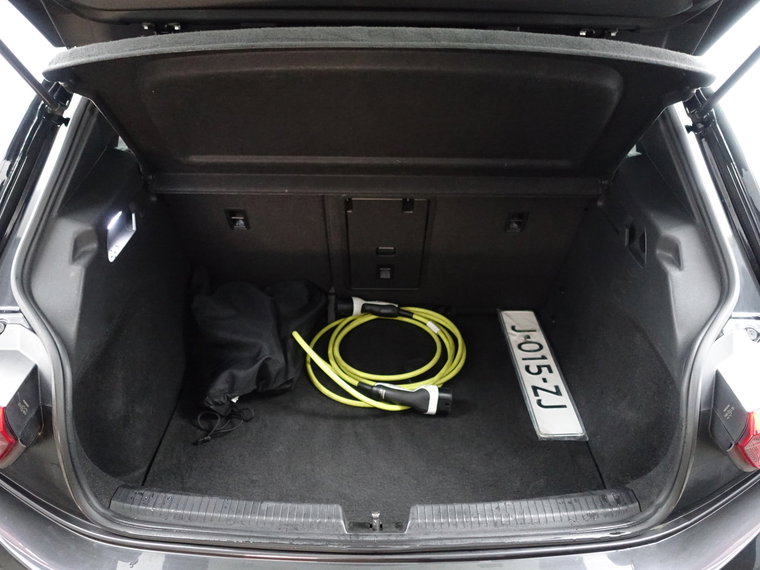 Vehicle Image 33