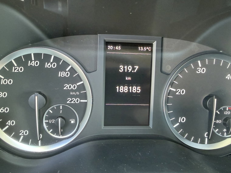 Vehicle Image 22