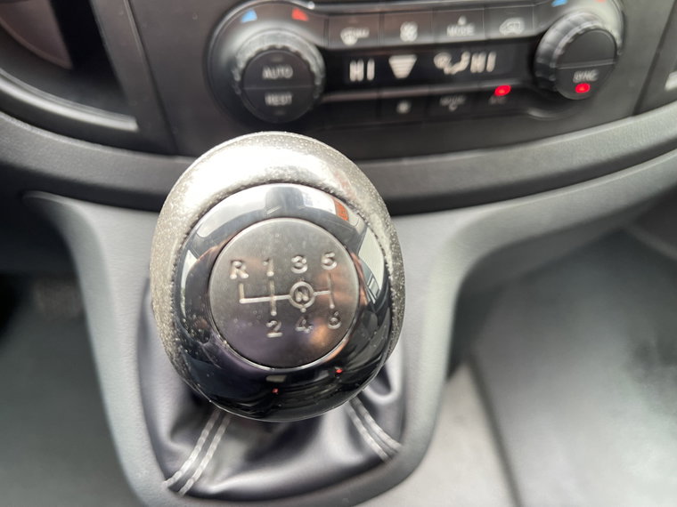 Vehicle Image 24