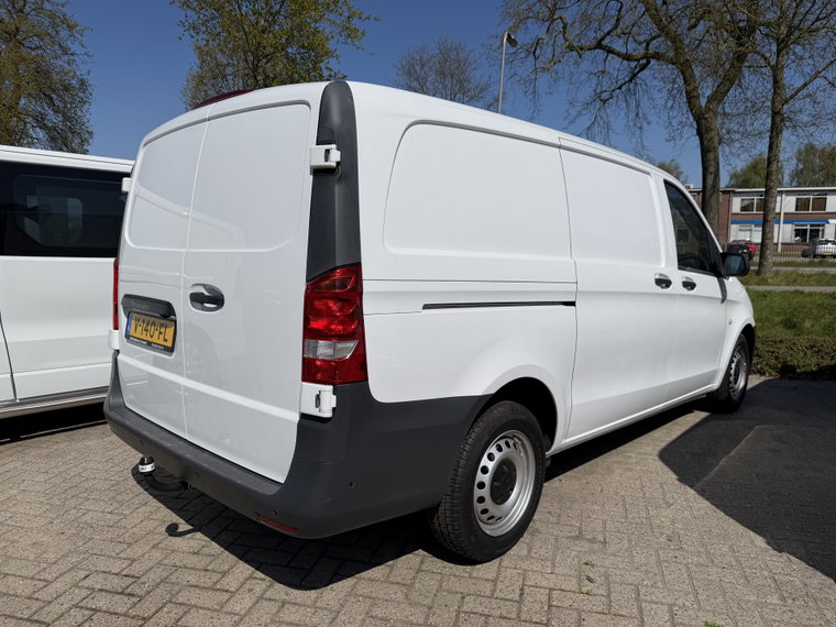 Vehicle Image 28