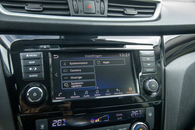 Vehicle Image 26