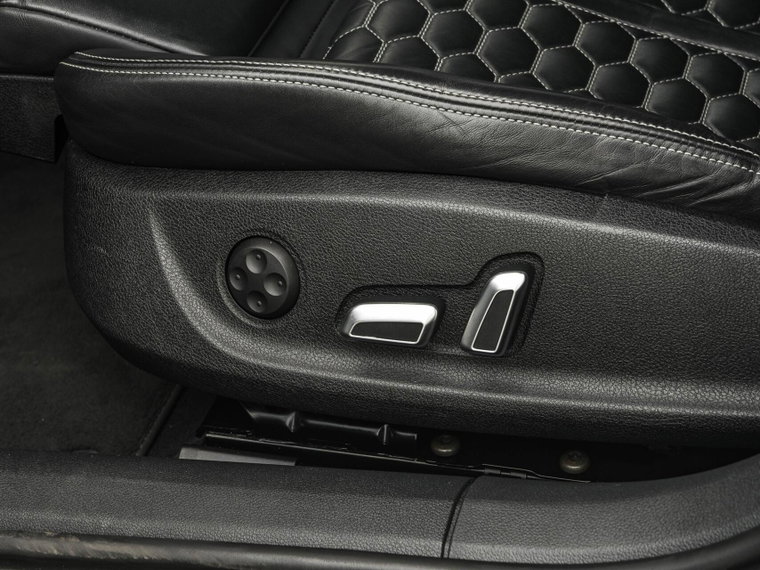 Vehicle Image 41