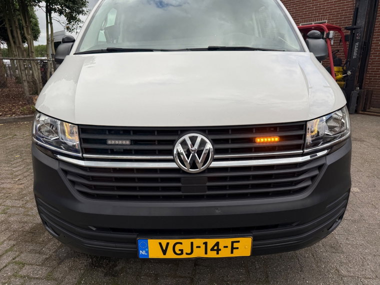Vehicle Image 28