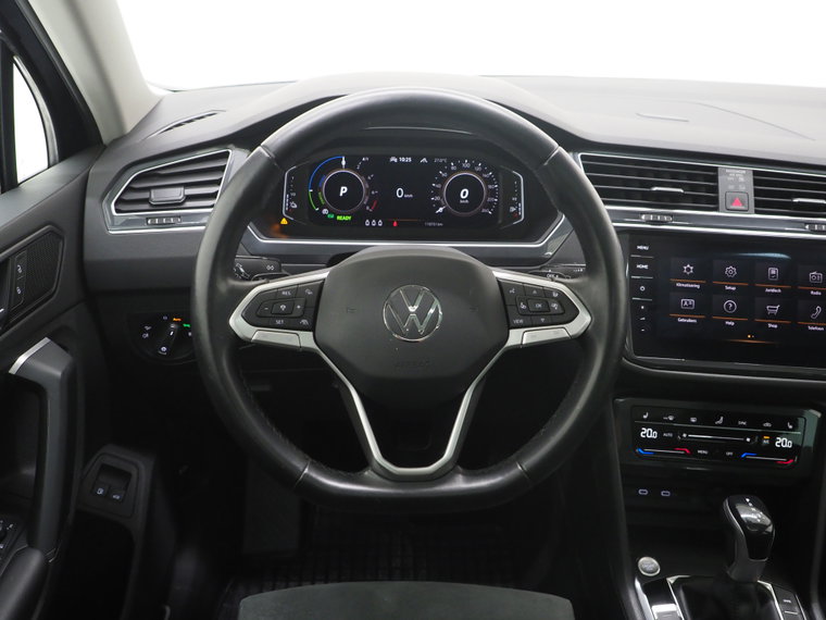 Vehicle Image 38