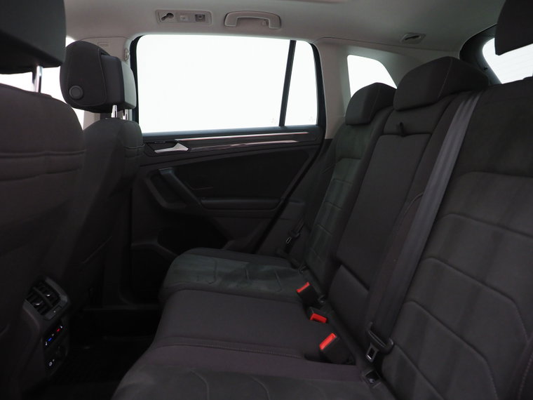 Vehicle Image 39