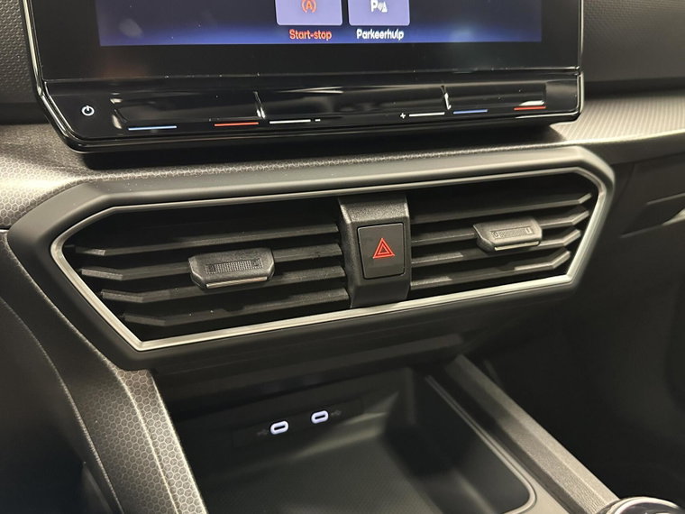 Vehicle Image 45