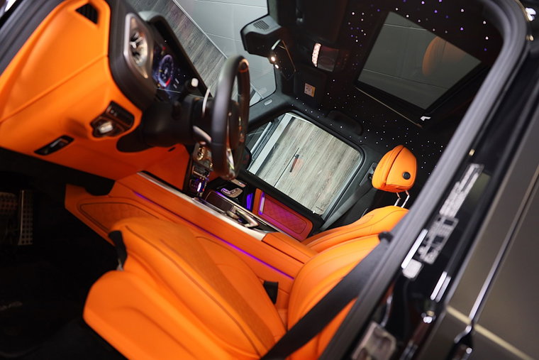 Vehicle Image 9