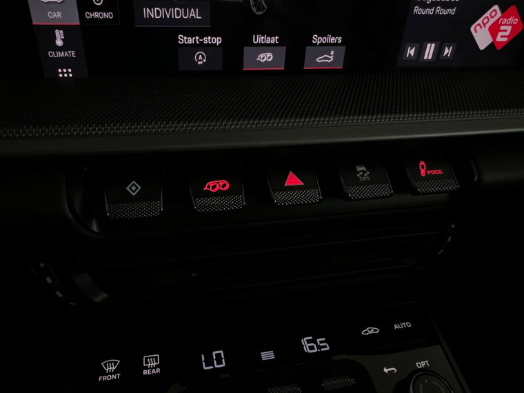 Vehicle Image 28