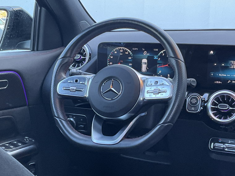 Vehicle Image 23