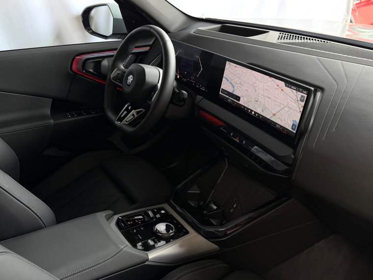 Vehicle Image 37