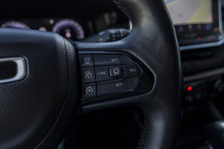 Vehicle Image 32