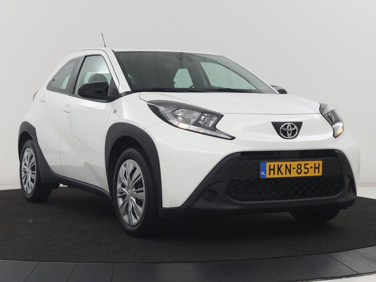 Vehicle Image 35