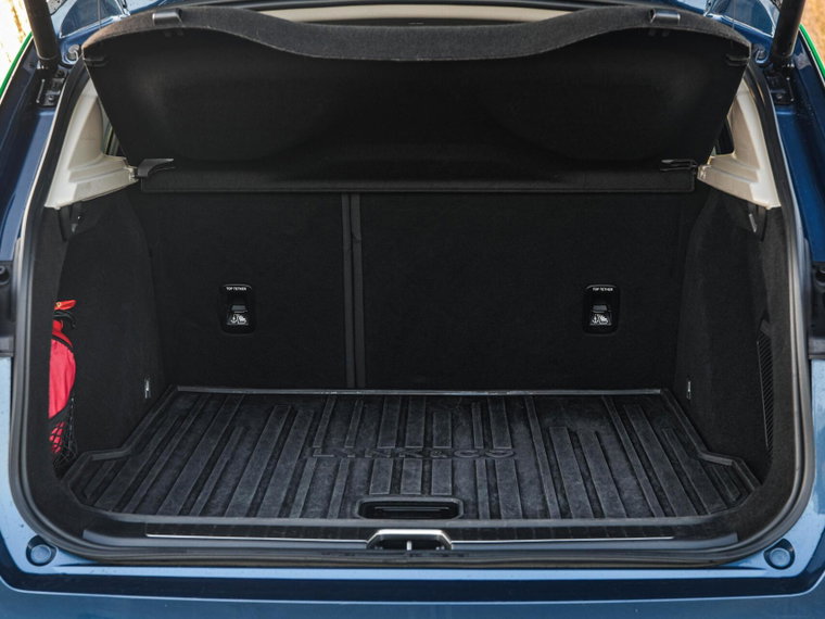 Vehicle Image 39