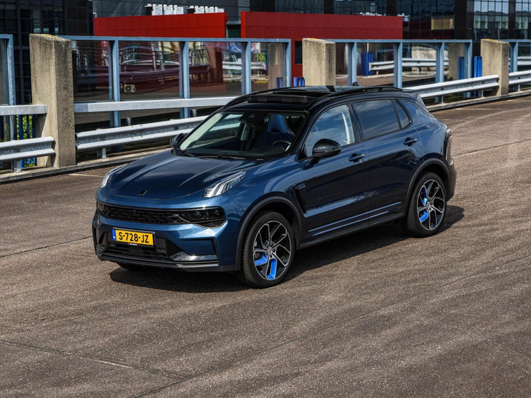 Vehicle Image 8
