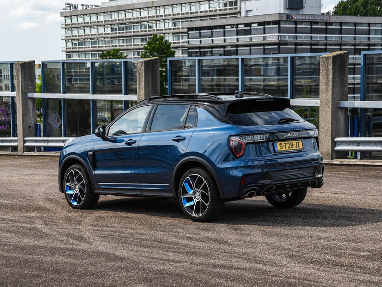 Vehicle Image 9