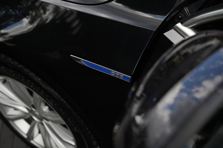 Vehicle Image 13