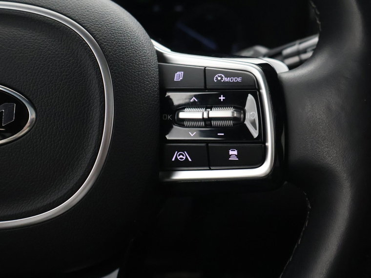Vehicle Image 40
