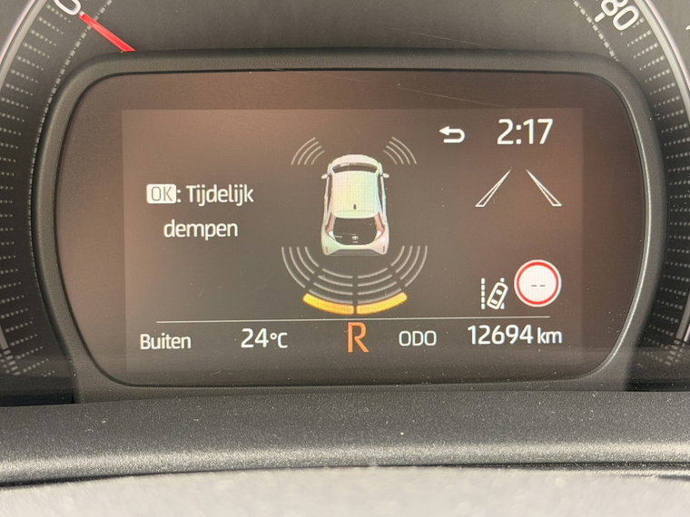 Vehicle Image 23