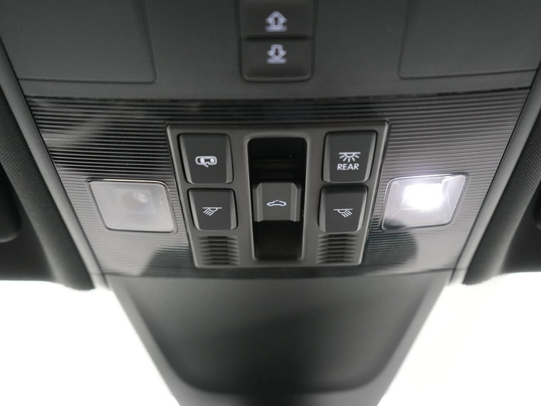 Vehicle Image 35