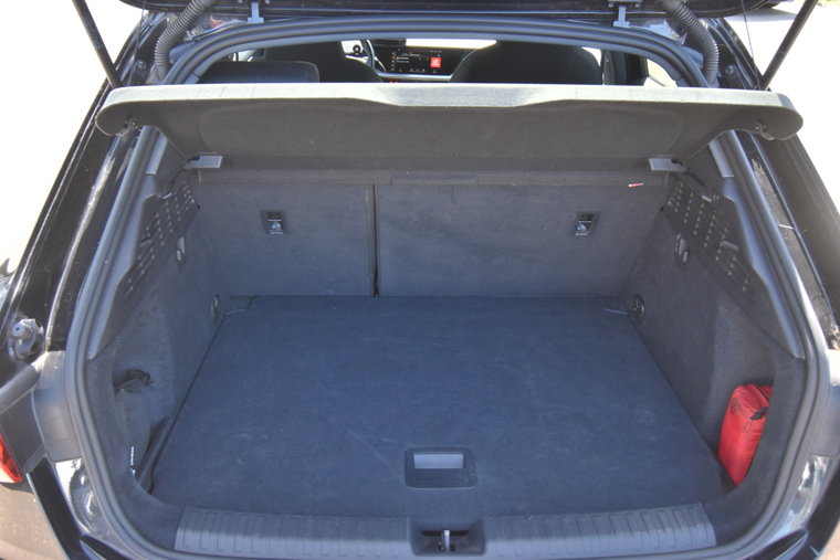 Vehicle Image 17