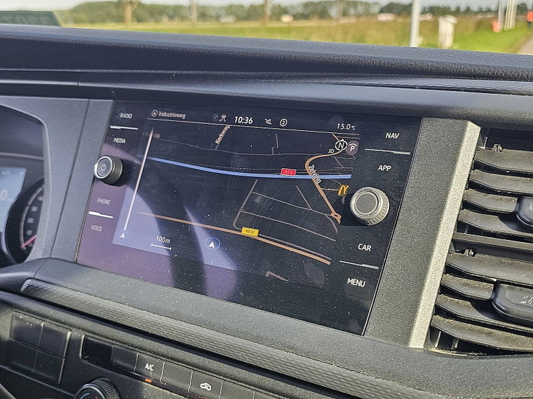 Vehicle Image 12