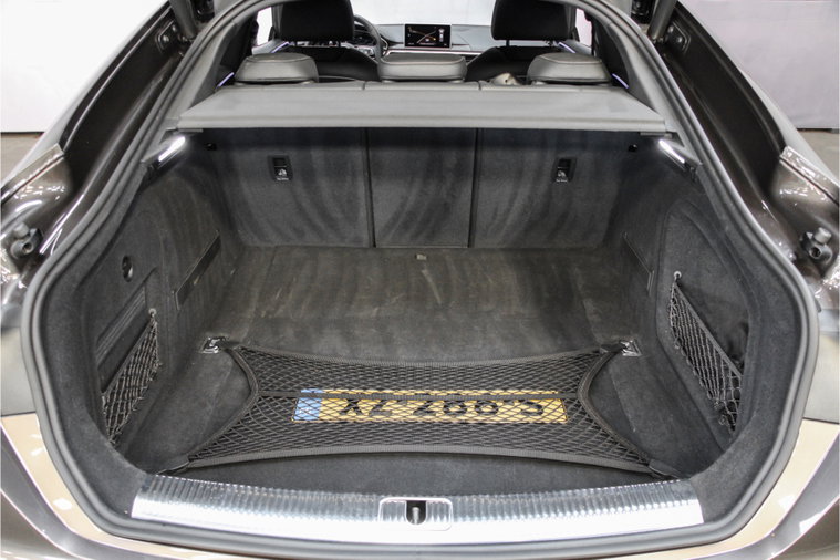 Vehicle Image 37
