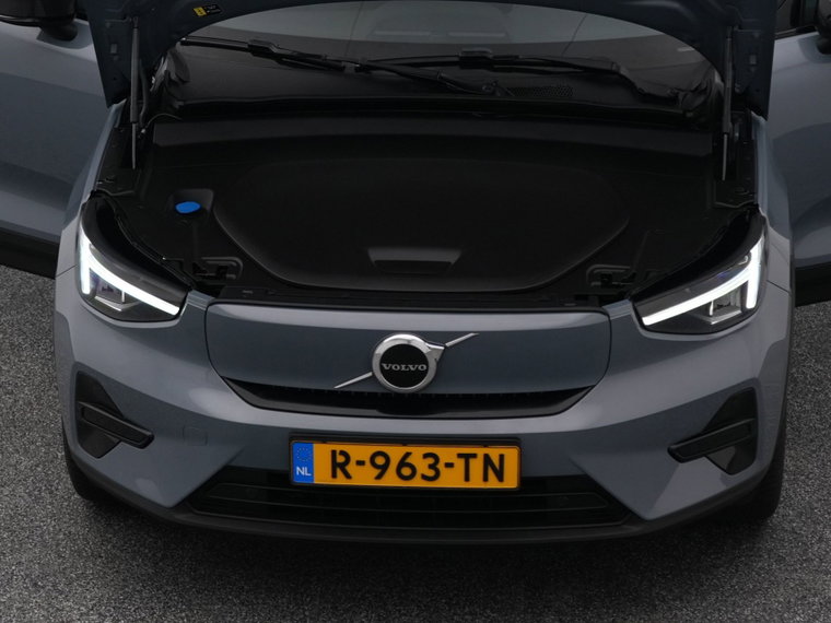 Vehicle Image 32