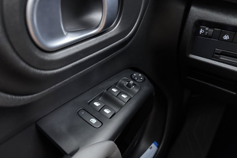 Vehicle Image 31