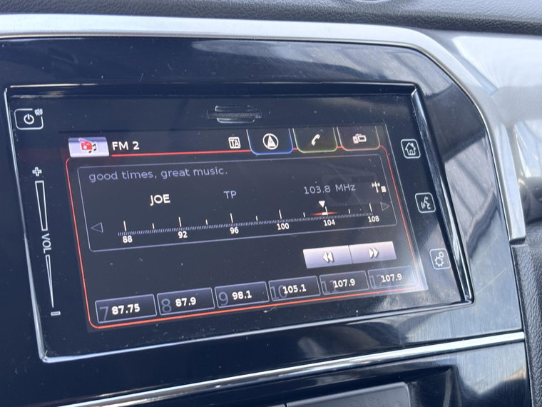 Vehicle Image 16