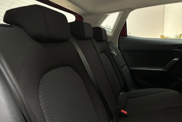 Vehicle Image 12