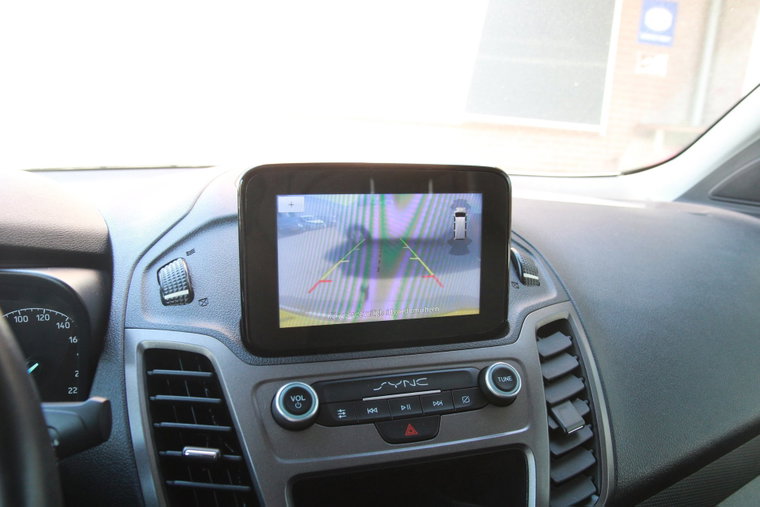 Vehicle Image 17